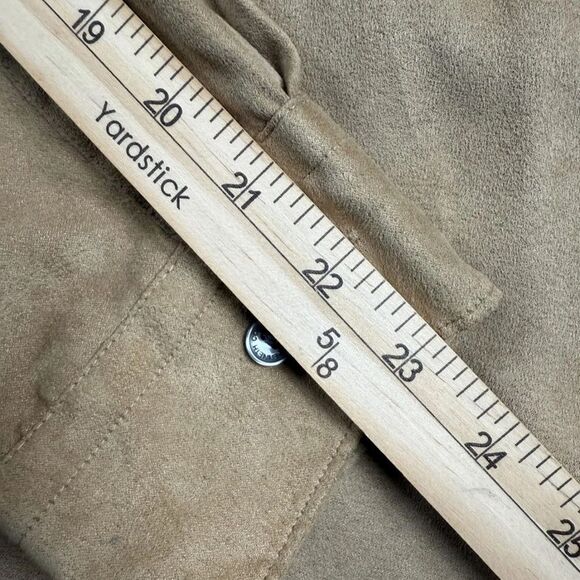 Kenneth Cole Reaction Dress Shirt Mens 17 Tan 100% Polyester Collared Button-Up - Picture 4 of 8